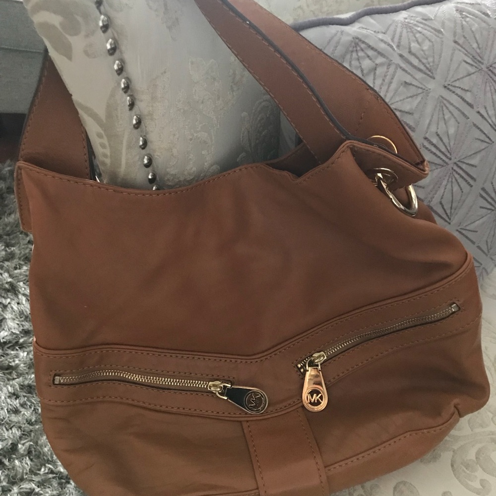 Michale Kira Shoulder Bag